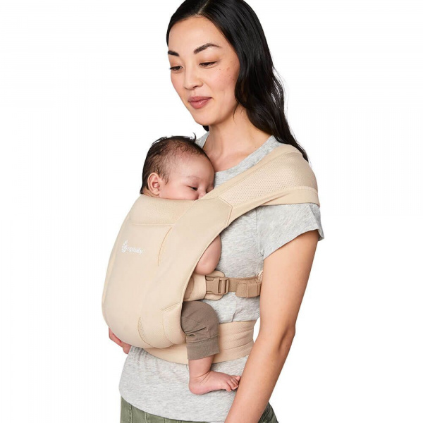 Porte-bébé embrace terracotta Ergobaby