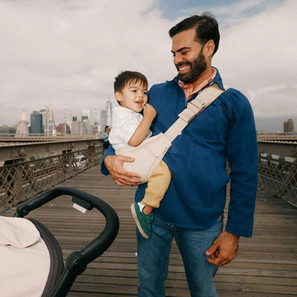 Porte bébé sling upsie natural beige Ergobaby