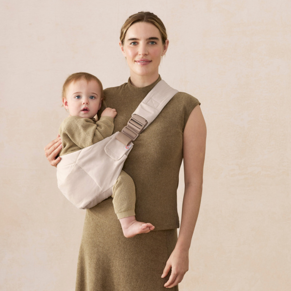 Porte bébé sling upsie camel Ergobaby