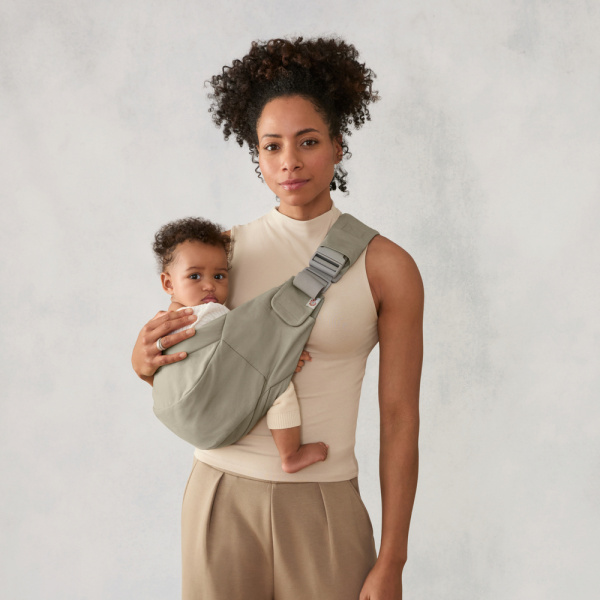 Porte bébé sling upsie camel Ergobaby