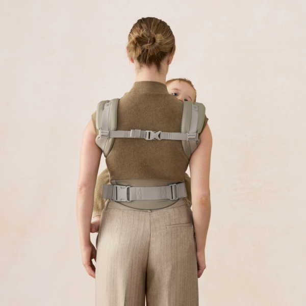 Porte bébé omni classic soft olive Ergobaby