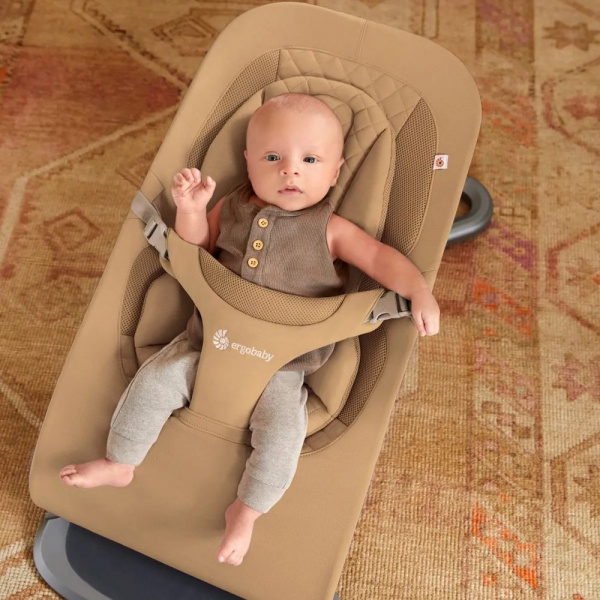 Transat bébé evolve camel Ergobaby