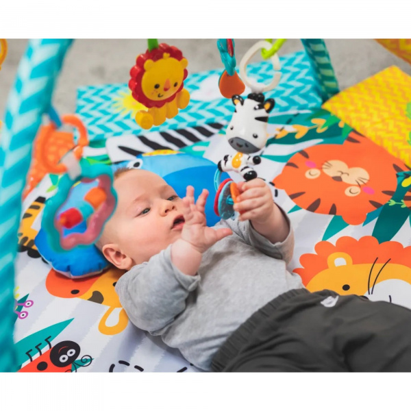 Tapis de jeu avec des balles colorées Fillikid