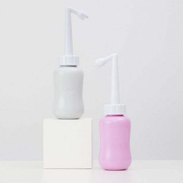 Bouteille de lavage périnéale renversée momwasher Frida