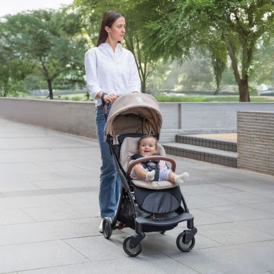 Poussette compacte stroll-lite taupe
