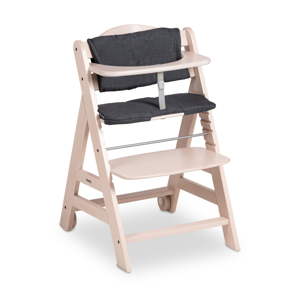 Chaise haute bébé en bois beta+ white washed de Hauck sur allobébé
