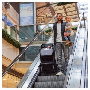 Poussette 4 roues shop n care olive Hauck