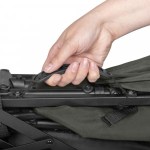 Poussette ultra compacte fold n care olive Hauck