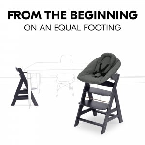 Chaise haute évolutive alpha dark grey + newborn set plus Hauck