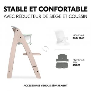 Chaise haute bébé arketa n play en bois vert clair avec plateau de jeu Hauck