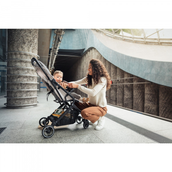 Poussette compacte travel n care beige Hauck