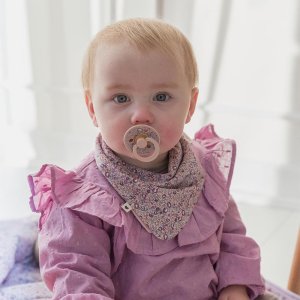 Bavoir bandana liberty chamomile lawn violet sky Bibs