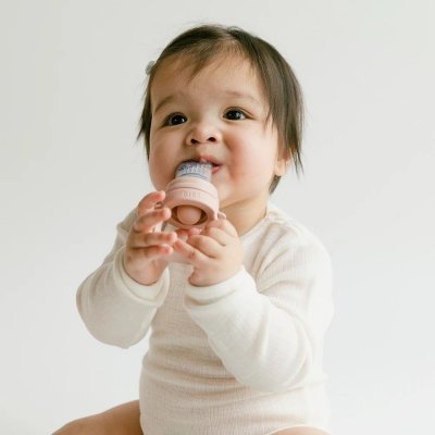 Tétine grignoteuse bébé silicone blush