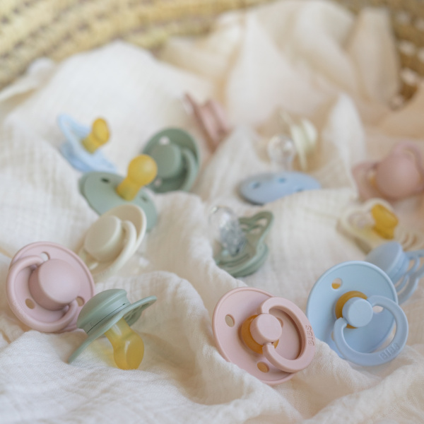 Pack de 2 sucettes colour caoutchouc phosphorescente 6 mois+ sage et cloud Bibs