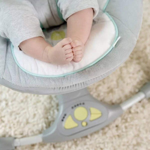 Balancelle bébé hugs & hoots Ingenuity