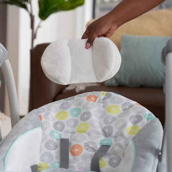 Balancelle bébé hugs & hoots Ingenuity