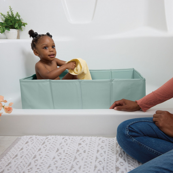 Baignoire pour bébé pliable imperméable, nomade Ingenuity