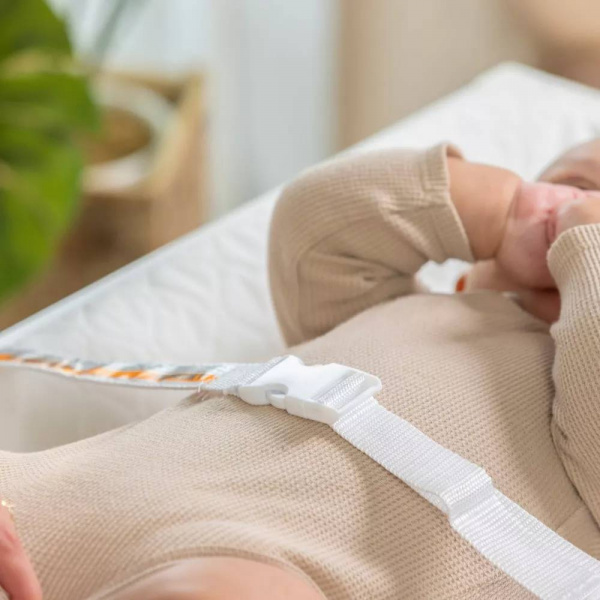 Matelas à langer avec rebords blanc 81x40 cm Ingenuity