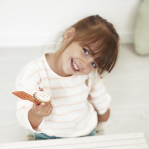 Dinette jeu d'imitation atelier de biscuits mamie soleil Janod