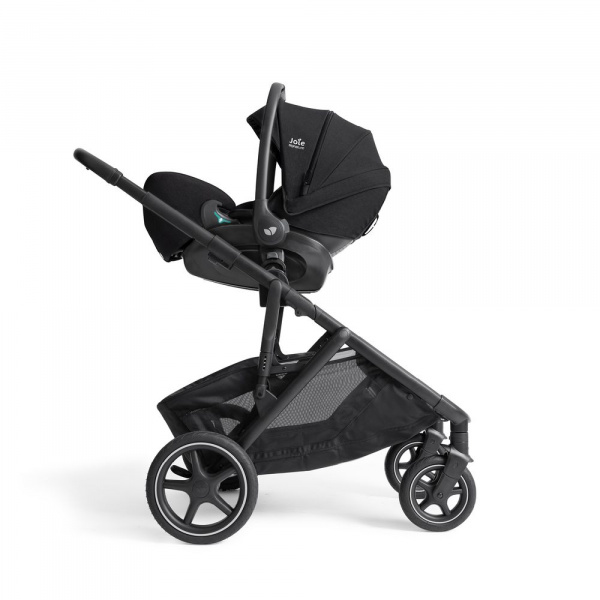 Poussette versiti signature eclipse noir Joie