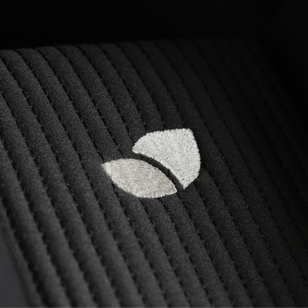 Poussette trio chrome pebble + siège auto i-level pro eclipse noir + nacelle chrome pebble gris Joie