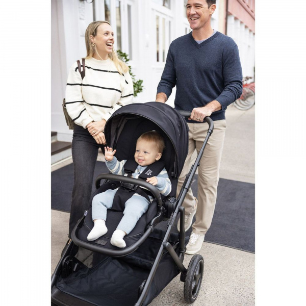 Poussette trio versiti + siège auto i-snug 2 raven + nacelle ramble xl eclipse Joie