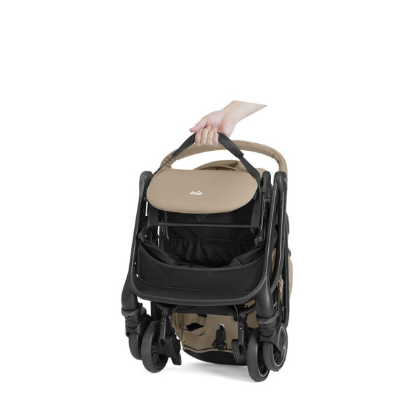Poussette trio tourist toffee + siège auto i-snug 2 + nacelle ramble xl cashew Joie