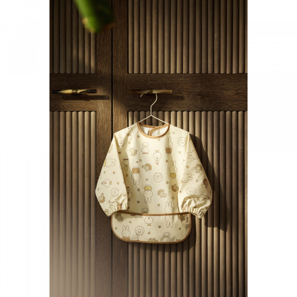 Bavoir manches longues imperméable miffy family farm Jollein