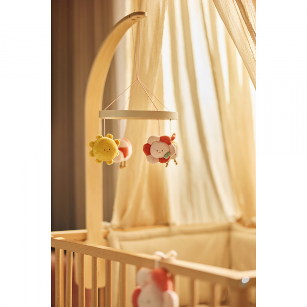 Mobile d’éveil bébé en bois pretty picnic Jollein