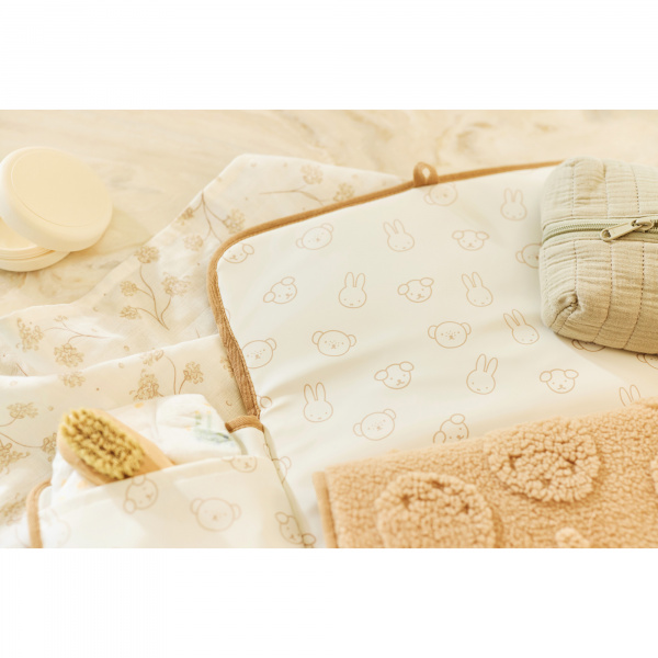 Tapis à langer nomade miffy jacquard teddy biscuit Jollein