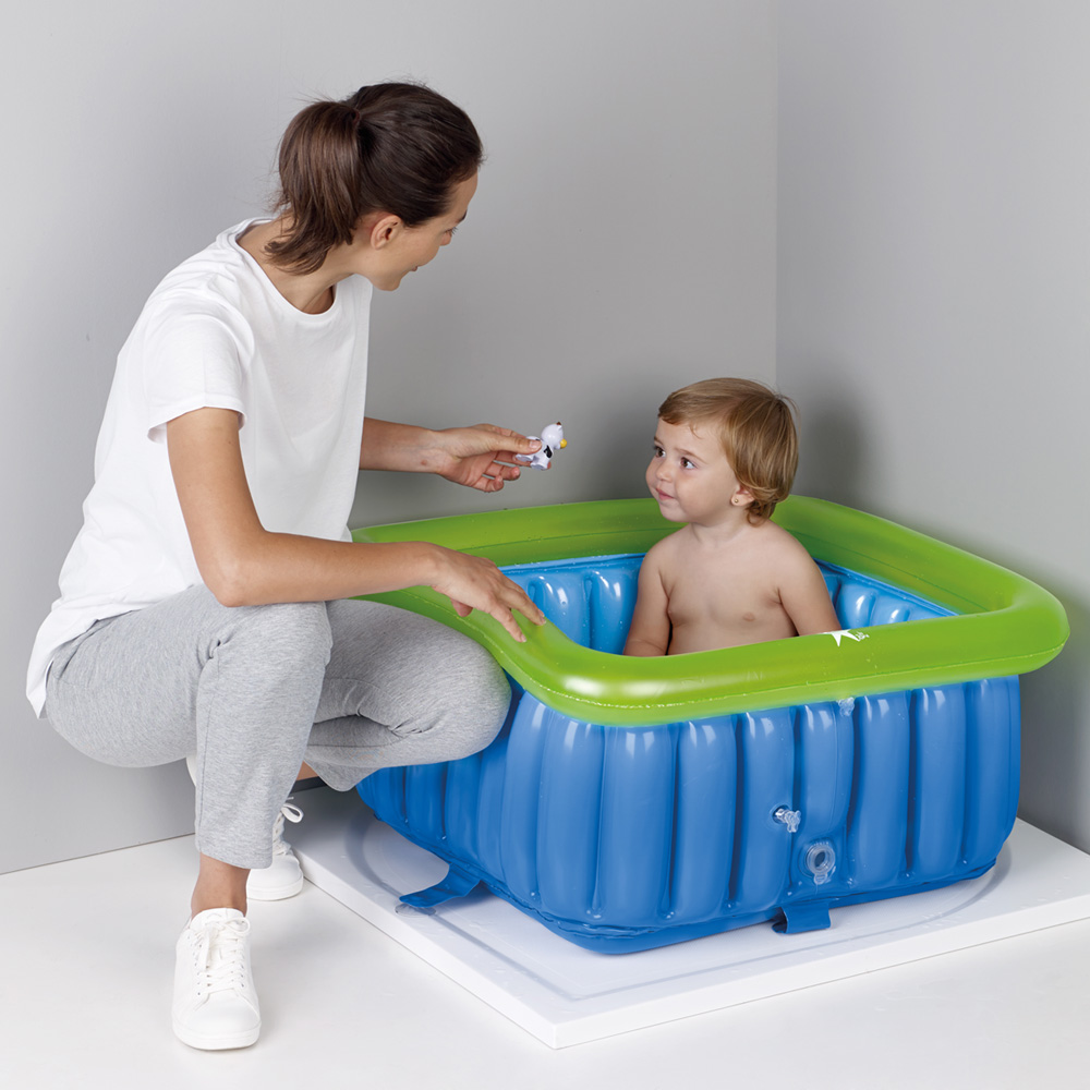 Baignoire Bebe Gonflable Pour Espace Douche 60x60cm De Jane Sur Allobebe Baignoire Bebe Gonflable Pour Espace Douche 60x60cm De Jane Sur Allobebe