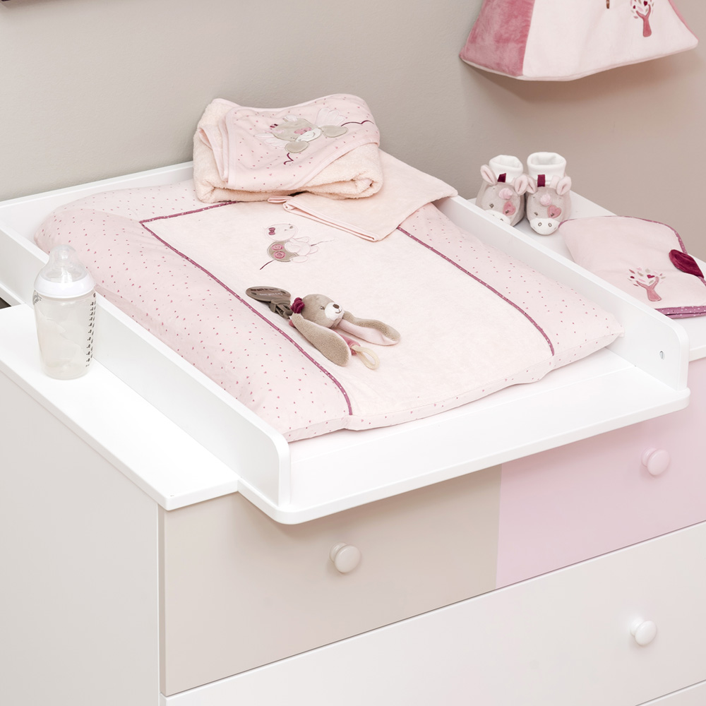 Matelas à langer 60x65cm lili, jade et nina de Nattou sur allobébé Matelas à langer 60x65cm lili, jade et nina de Nattou sur allobébé
