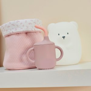 Gobelet avec paille rose silicone Nattou