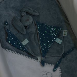 Maxi doudou lapidou phosphorescent glow avec motif imprimé vert de gris Nattou