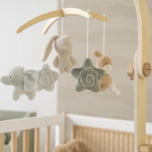 Mobile musical en bois loulou Nattou