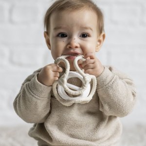 Set de 2 balles en silicone argile et blanc Nattou