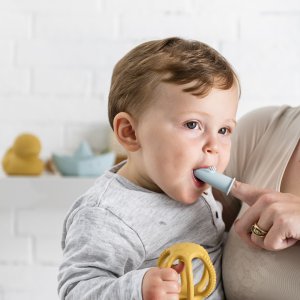 Lot de 2 brosses à dents silicone bleu Nattou