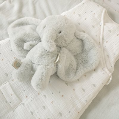 Peluche éléphant loulou vert tilleul