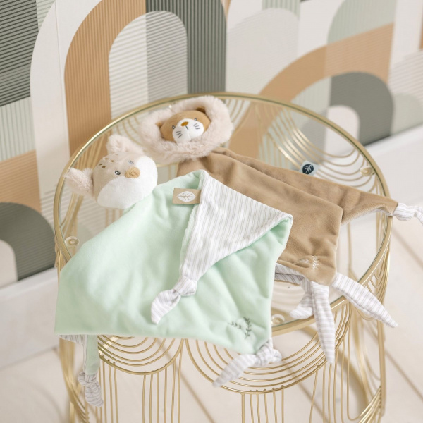 Maxi doudou flo le renard Nattou