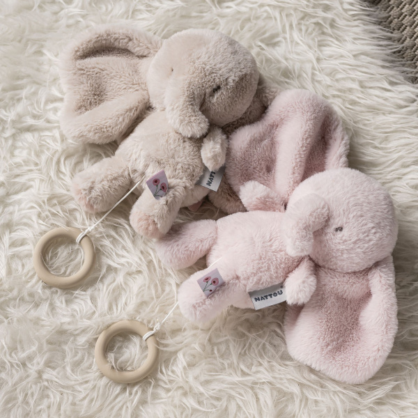 Peluche musical fanfan éléphant velours Nattou
