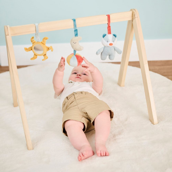 Arches en bois avec jouets à suspendre félix & léo Nattou