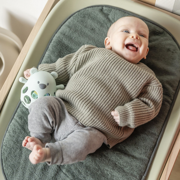 Hochet avec balle ours en slicone vert d'eau Nattou