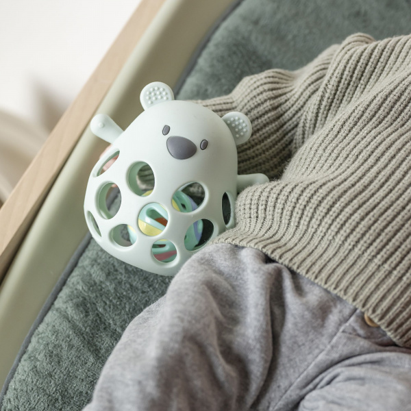 Hochet avec balle ours en slicone vert d'eau Nattou