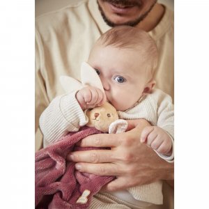 Doudou plat plume lapin bordeaux 24 cm Kaloo