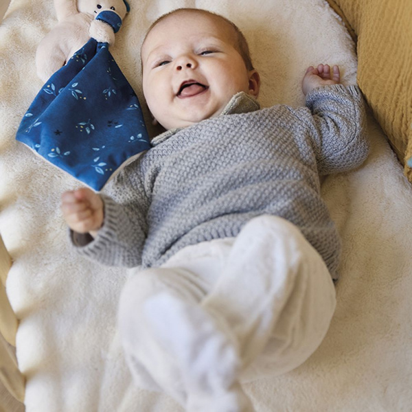 Doudou carré douceur plat lapin bouquet d'agrumes Kaloo