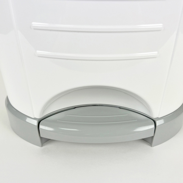 Poubelle à couches 26l + 1 recharge Korbell