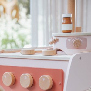 Machine à crêpes en bois - rose Label label
