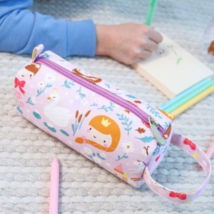 Trousse scolaire enfant avec poignée princesses A little lovely company