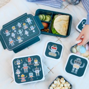Lunch box robots A little lovely company