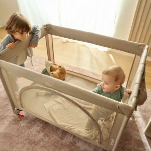 Lit parapluie bébé laura compact 2 en 1 pink nude Lionelo